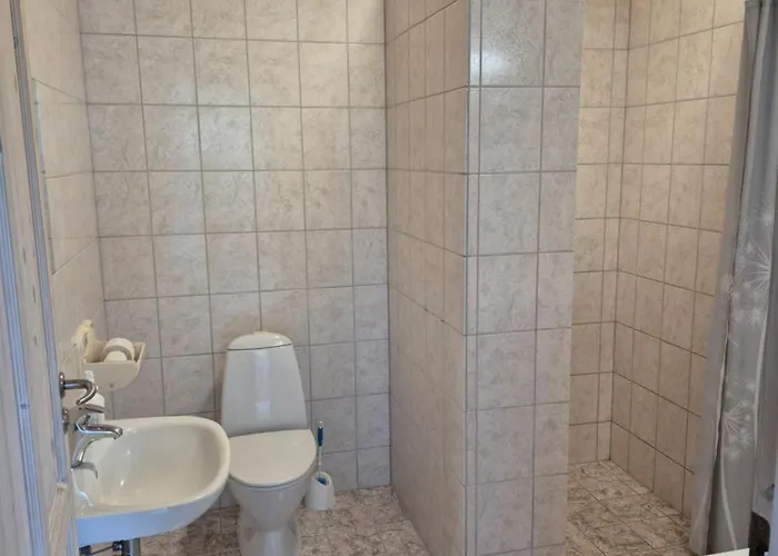 Thise Ladegaard Хостел Manna