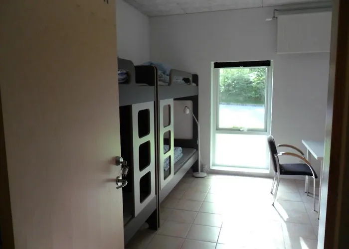 Thise Ladegaard Хостел *